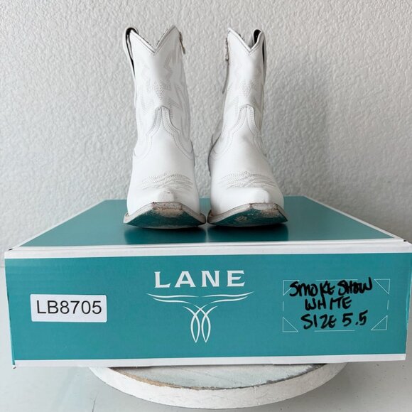Lane SMOKESHOW White Cowboy Bootie Womens 5.5 Western Cowgirl Short Ankle Boots - Picture 14 of 15